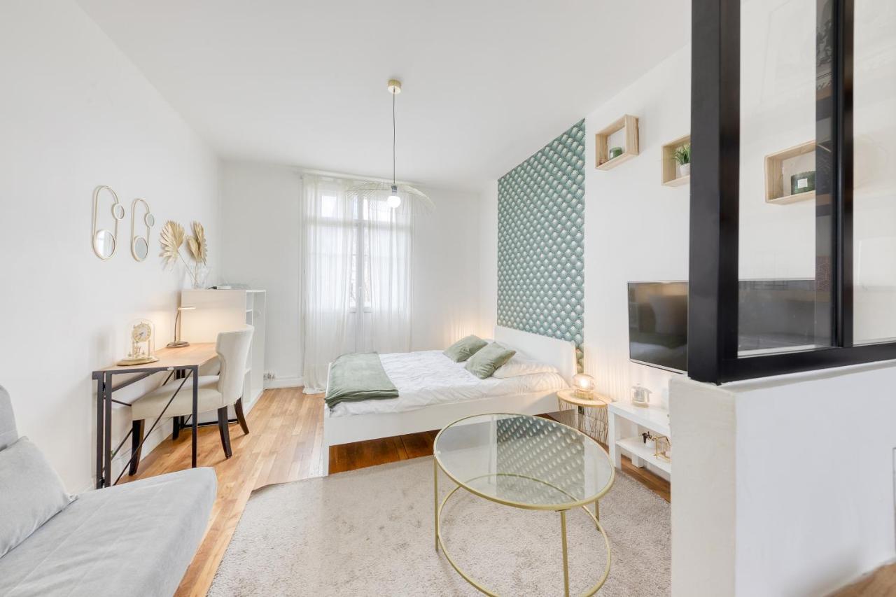Studio Escale, 15 Min De Paris, A 200M Du Rer A Sartrouville Exterior photo