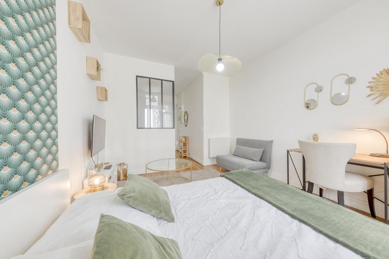Studio Escale, 15 Min De Paris, A 200M Du Rer A Sartrouville Exterior photo